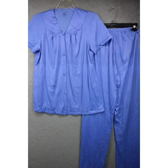 Vanity Fair Vintage Women's Blue Nylon Pajama Set-Size Small - Picture 1 of 9